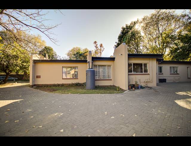 4 BEDROOM HOUSE SOLD IN LYTTELTON MANOR